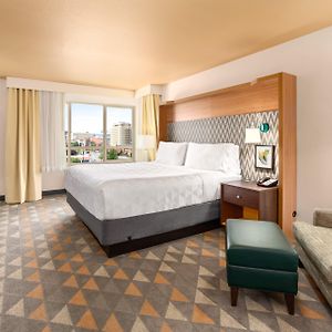 Holiday Inn Yakima By Ihg
